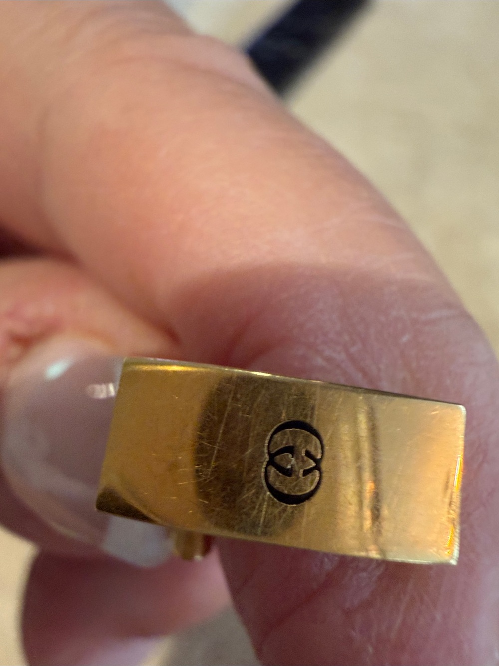 Gucci Gold-Tone Link Bracelet Watch with Black Dial real needs battery no box - Picture 10 of 14